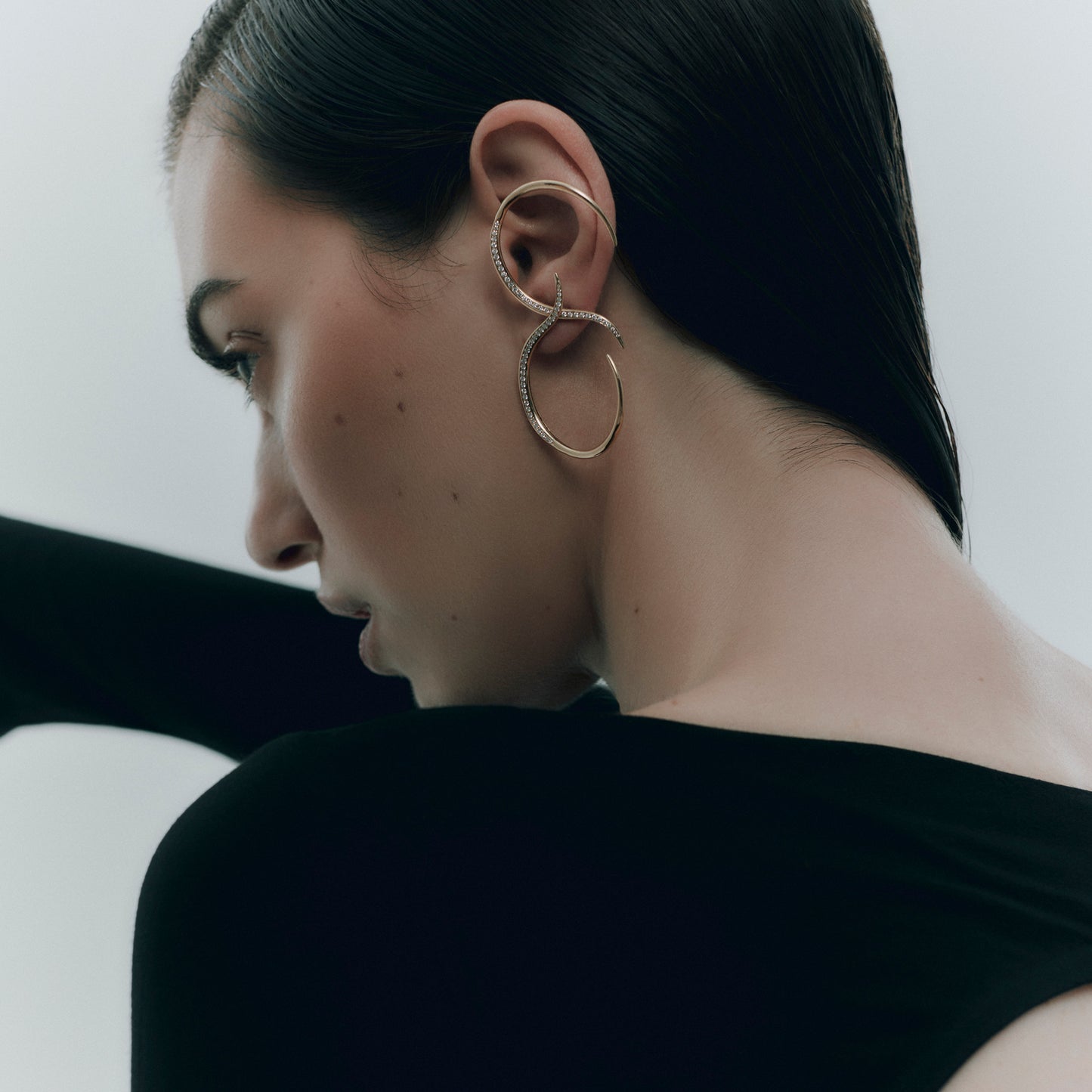 Teti Pavé Diamond Hoop Earrings